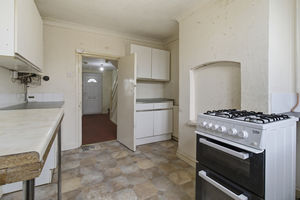 Kitchen- click for photo gallery